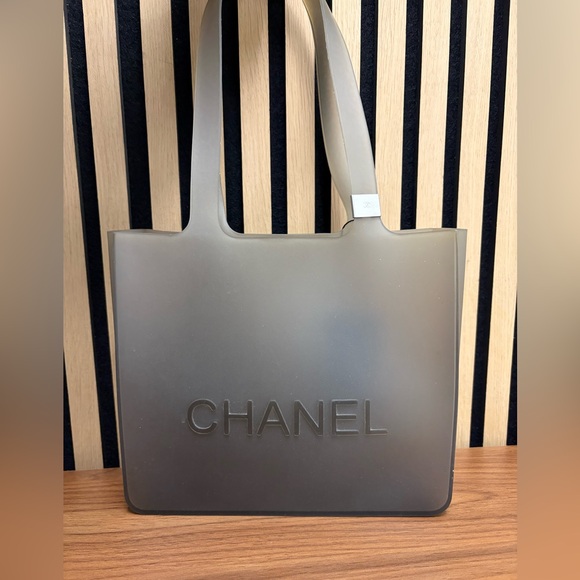 🏅🏆 1/59 Will Win a Chanel Coco Cocoon bag!$25 Jebwa Credit & Free Shipping! 🏆🏅 - Picture 2 of 12